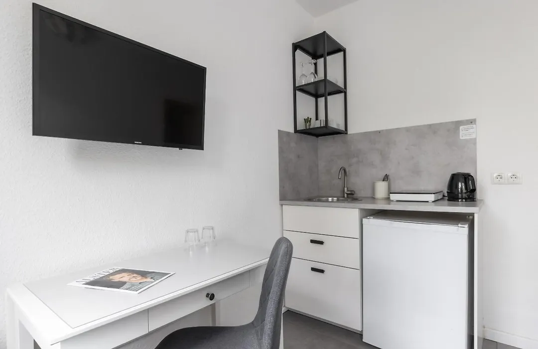 Davin City Aparments - Self-Check-In-1